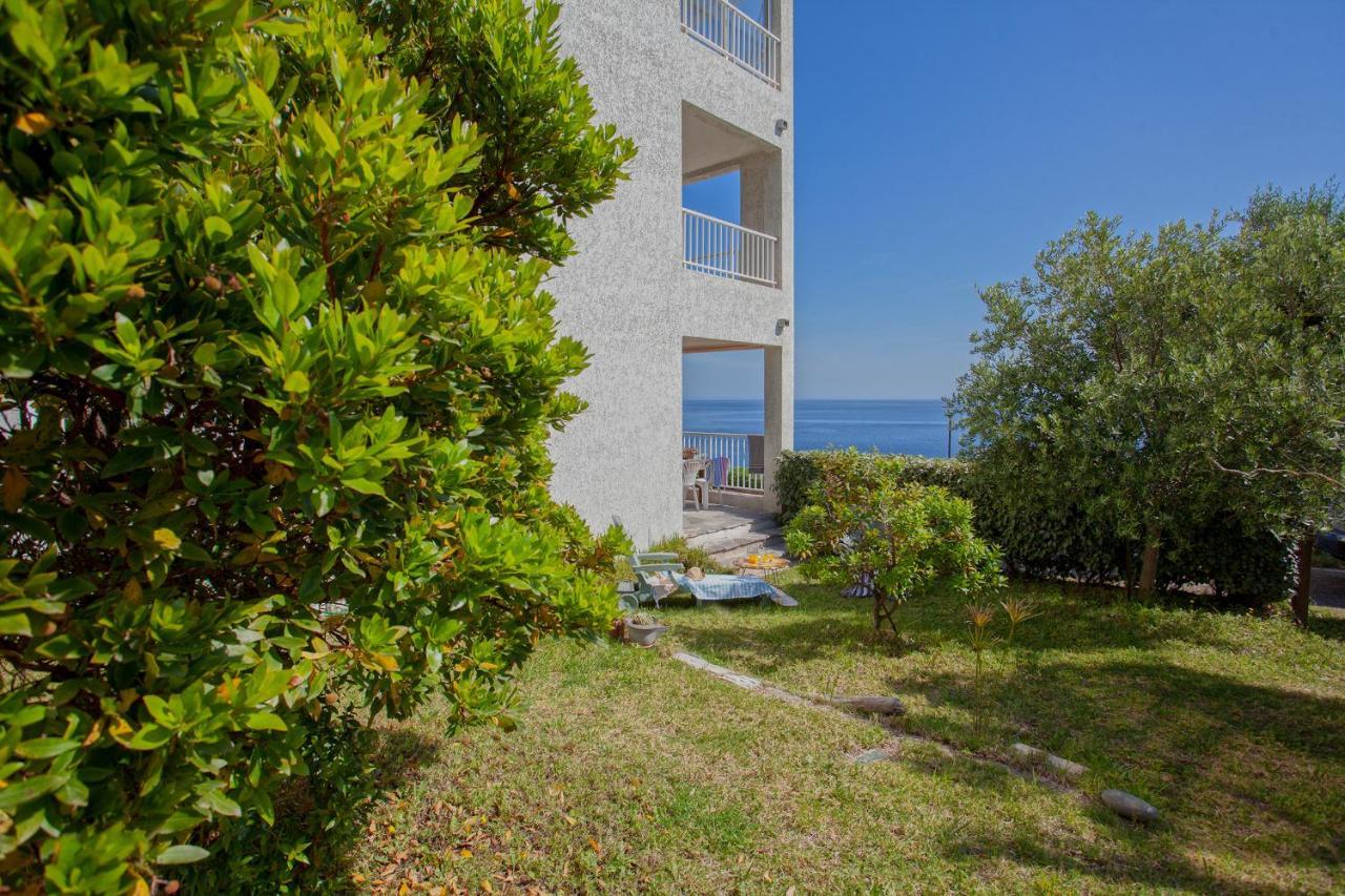 Casa L'Alivi Appartement Luri Buitenkant foto